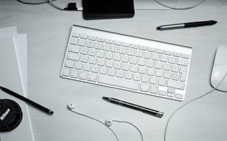 爱游戏登录-上海绿地申花阵容轮换频繁，团队默契受影响，上海绿地申花更名