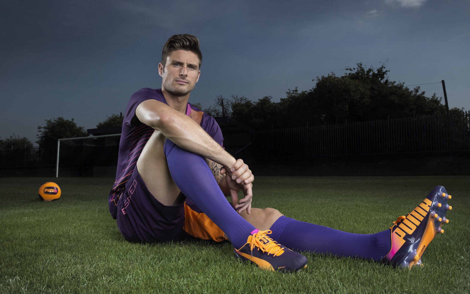 东道主出局夜，巴黎陷入沉默，东巴黎在哪里